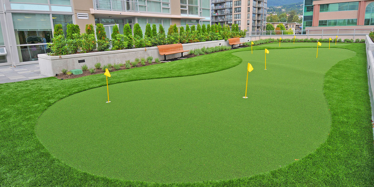 indoor putting green